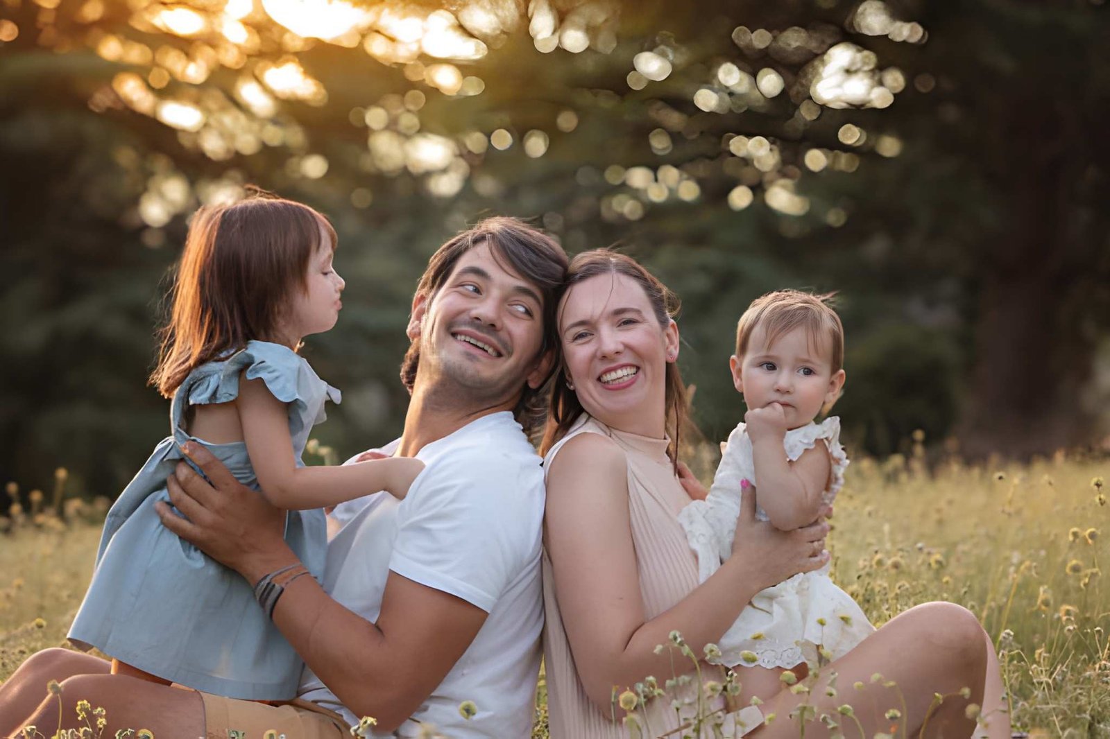Famiglia riunita a tavola